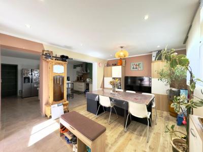 For sale Vacquieres 4 rooms 110 m2 Herault (34270) photo 3