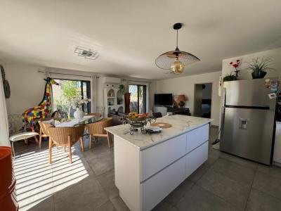For sale Candillargues 4 rooms 109 m2 Herault (34130) photo 2