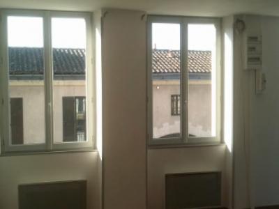 For rent Cadillac 2 rooms 35 m2 Gironde (33410) photo 3