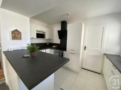 For rent Pont-sainte-maxence 5 rooms 66 m2 Oise (60700) photo 4