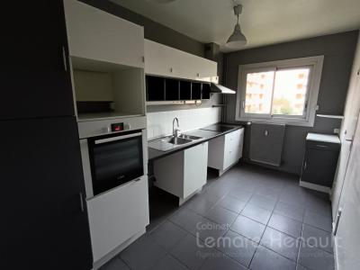 For rent Dreux 4 rooms Eure et loir (28100) photo 2