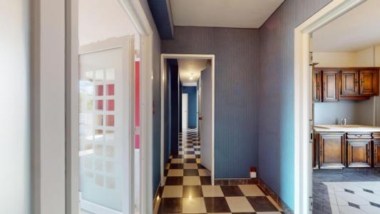 For sale Montbeliard 5 rooms 92 m2 Doubs (25200) photo 3