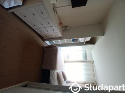 For rent Paris-10eme-arrondissement 3 rooms 70 m2 Paris (75010) photo 4