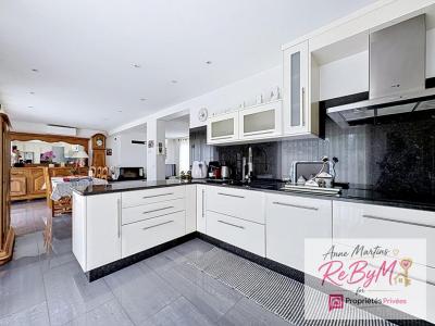 For sale Ris-orangis 6 rooms 128 m2 Essonne (91130) photo 3