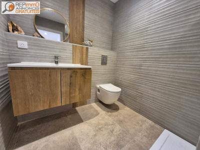 For rent Frejus Rue Jean Jaur�s 2 rooms 65 m2 Var (83600) photo 3