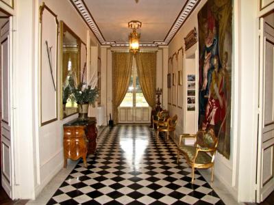 Acheter Prestige 1169 m2 Tournon-saint-pierre