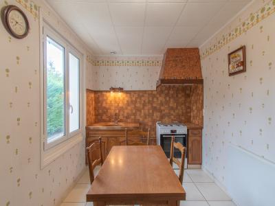 For sale Vierzon 4 rooms 100 m2 Cher (18100) photo 3