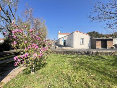 For sale Saint-crespin-sur-moine 6 rooms 141 m2 Maine et loire (49230) photo 1
