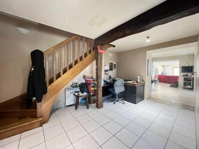 For sale Saint-crespin-sur-moine 6 rooms 141 m2 Maine et loire (49230) photo 3
