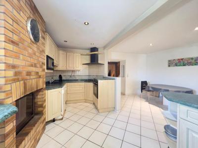 For sale Saint-crespin-sur-moine 6 rooms 141 m2 Maine et loire (49230) photo 4