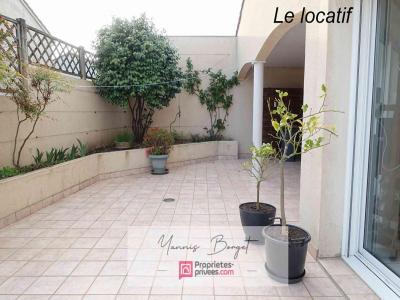 For sale Chavagnes-en-paillers 8 rooms 218 m2 Vendee (85250) photo 1