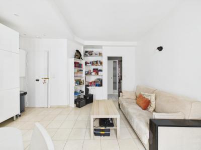 Acheter Appartement Paris-18eme-arrondissement 397000 euros