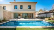 For sale House Luynes  108 m2 4 pieces