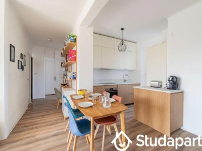Louer Appartement Marseille-7eme-arrondissement Bouches du Rhone