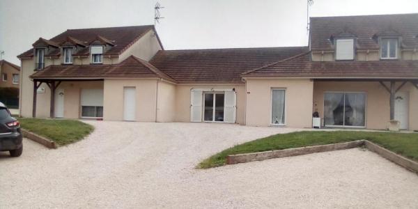 For rent Montpont-en-bresse 4 rooms 94 m2 Saone et loire (71470) photo 0
