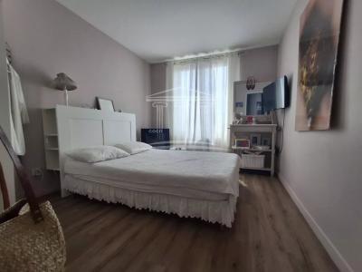 For sale 4 rooms 85 m2 Vaucluse (84700) photo 4