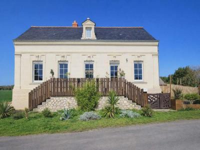 For sale Gennes 6 rooms 170 m2 Maine et loire (49350) photo 0