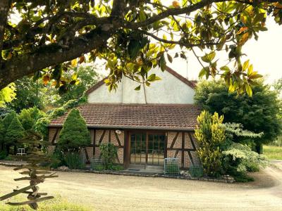 For sale Chalon-sur-saone 8 rooms 278 m2 Saone et loire (71100) photo 0