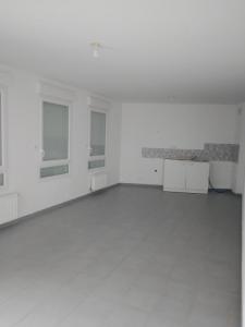 For rent Saint-etienne-du-bois 4 rooms 80 m2 Ain (01370) photo 1