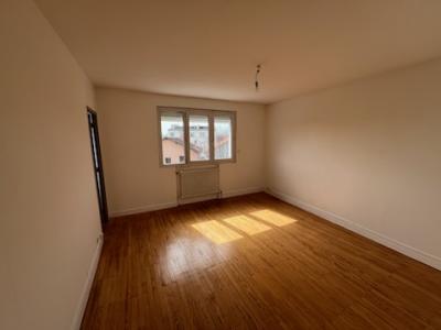 For rent Toulouse 3 rooms 59 m2 Haute garonne (31200) photo 0