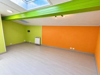 Louer Maison 83 m2 Bayonville-sur-mad