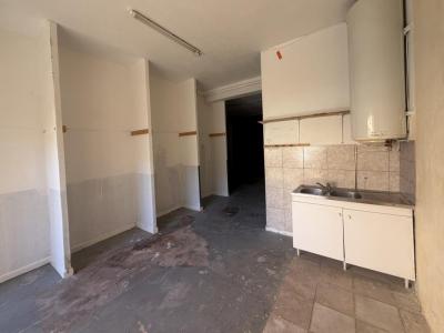 Louer Local commercial Ajaccio 24000 euros