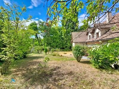 For sale Saint-julien-de-coppel 6 rooms 135 m2 Puy de dome (63160) photo 1