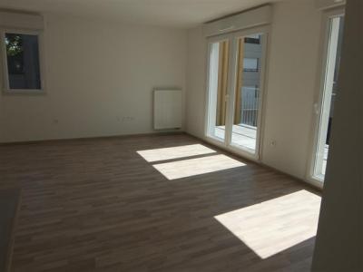 For rent Nantes 3 rooms 64 m2 Loire atlantique (44300) photo 0