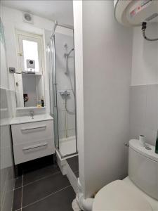 Louer Appartement Paris-18eme-arrondissement 1300 euros