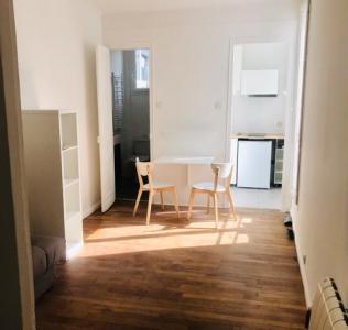 For rent Paris-18eme-arrondissement 1 room 22 m2 Paris (75018) photo 0