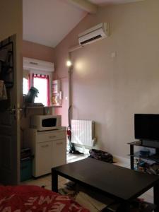 For rent Talence 1 room Gironde (33400) photo 0