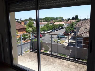For rent Coutras 2 rooms 41 m2 Gironde (33230) photo 1