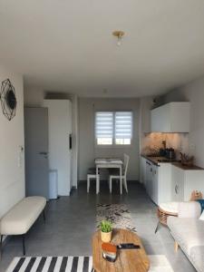 Annonce Location 2 pi�ces Appartement Parempuyre 33