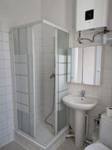Louer Appartement Branne 448 euros
