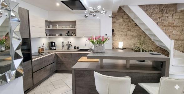 For sale CENTRE VILLE 5 rooms 110 m2 Saone et loire (71100) photo 3
