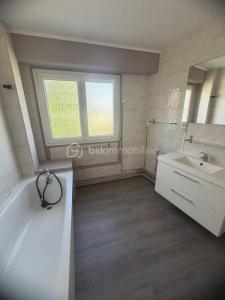 Acheter Appartement 75 m2 Charleville-mezieres