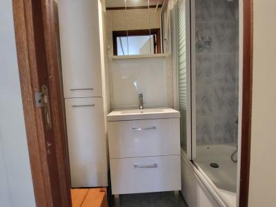 For sale 4 rooms 45 m2 Herault (34420) photo 4