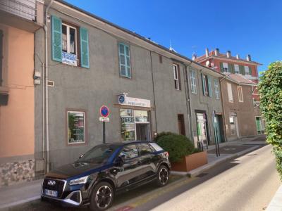 For sale CENTRE VILLE 4 rooms 91 m2 Isere (38500) photo 0