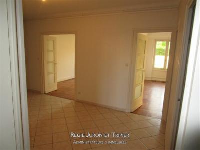 Louer Appartement Lyon-3eme-arrondissement 959 euros