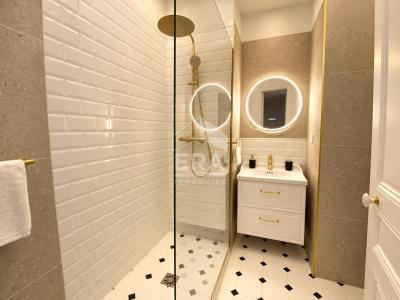 Louer Appartement 72 m2 Nice