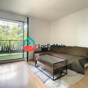 For rent Asnieres-sur-seine 2 rooms 42 m2 Hauts de Seine (92600) photo 0