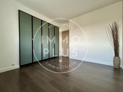 For rent Annecy 3 rooms 74 m2 Haute savoie (74000) photo 1