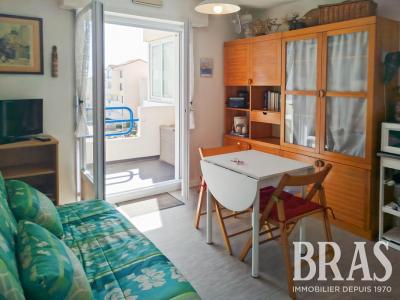 For sale Chateau-d'olonne 2 rooms 21 m2 Vendee (85180) photo 2