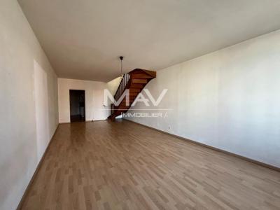 Louer Appartement 83 m2 Madeleine