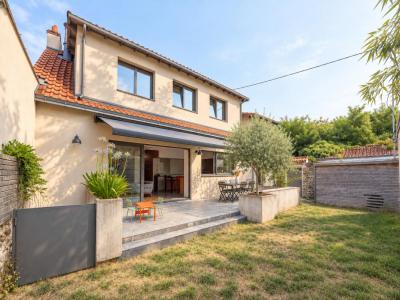For sale Nantes 5 rooms 165 m2 Loire atlantique (44000) photo 0