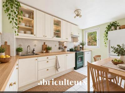 Acheter Appartement Emerainville 248000 euros