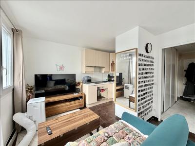 For rent Clichy 1 room 29 m2 Hauts de Seine (92110) photo 1