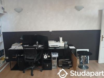 Louer Appartement 17 m2 Vauvenargues