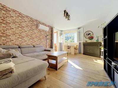 For sale Marseille-11eme-arrondissement 3 rooms 68 m2 Bouches du Rhone (13011) photo 0