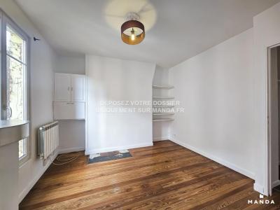 Louer Appartement 31 m2 Paris-18eme-arrondissement